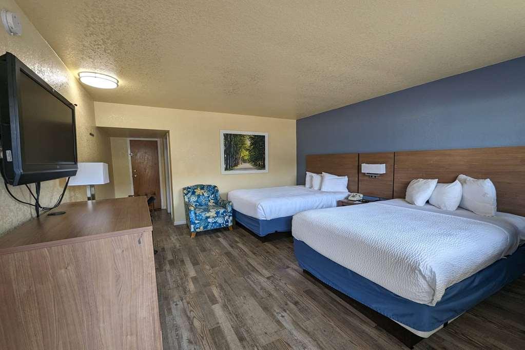 University Inn Gainesville Room photo